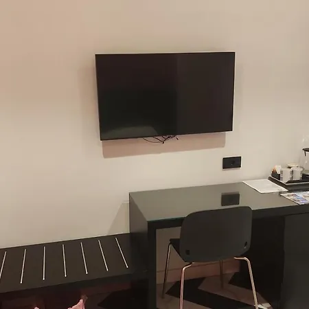 The White 住宿加早餐酒店 4*