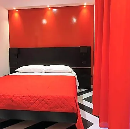 Bed & Breakfast The White 4*