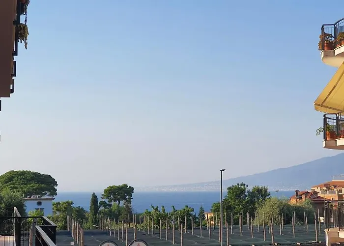 The White 住宿加早餐酒店