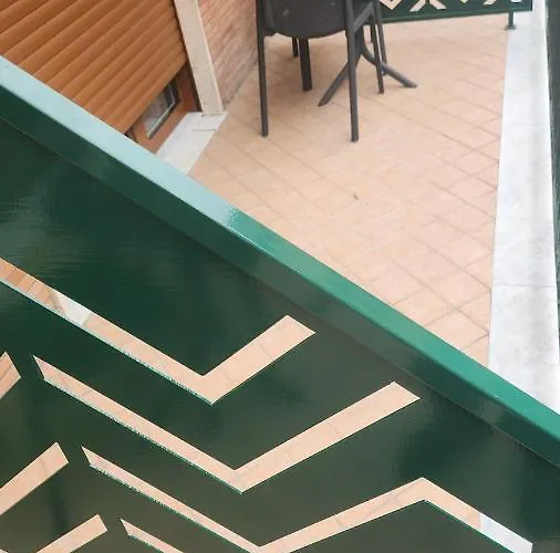 The White 住宿加早餐酒店